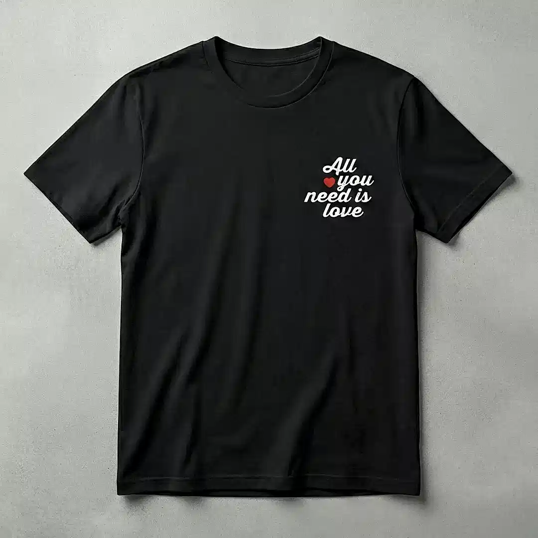 All You Need is Love Baskılı Siyah T-shirt