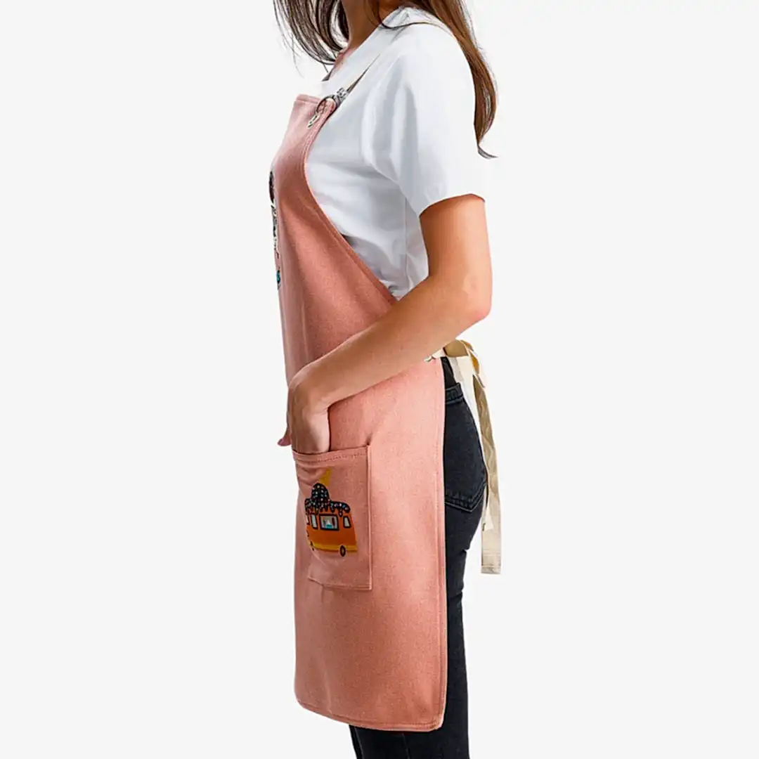 Hazır Nakışlı Önlükler - Dondurma Kırmızıbej